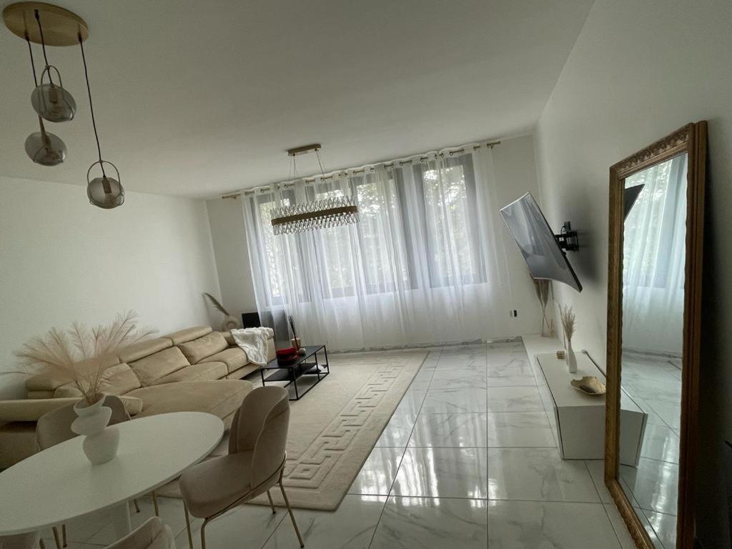 Magnifique Appart Avec Jaccuzi Lejlighed Criel-sur-Mer Eksteriør billede